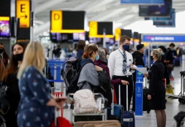 PARIS (Reuters) - People travelling to France from countries where the COVID-19 risk is rated "orange", such as Britain and the United States, will have to be vaccinated and show a recent negative test result, European Affairs Minister Clement Beaune said on Friday. Under new rules set to take effect from June 9, people coming from orange countries who have not been vaccinated will need to prove they have an imperative reason to travel to France - such a a legal case or child care - and will also have to show a recent negative COVID-19 test, Beaune said. Recommended Videos Powered by AnyClip U.S. to send 25 mln COVID-19 vaccines globally - WH 729 Play Video NOW PLAYINGU.S. to send 25 mln COVID-19 vaccines globally - WH U.S. to share 25 mln COVID-19 vaccine doses globally Pfizer/BioNTech Covid-19 vaccine approved for use in 12 to 15-year-olds Boris Johnson receives second Covid vaccine dose Vaccine in numbers: Half of UK adults fully vaccinated against Covid-19 Countries classified as orange in terms of COVID-19 risk are countries where the rate of virus circulation remains high or which have a high level of new virus variants, such as the UK. Any country not classified as green or red is classified orange, Beaune said on RTL radio. Entry requirements are lower for countries which France classifies as "green", which includes all European Union member states plus a number of countries where the virus is considered to be under control, notably Australia, South Korea, Israel, Japan, Lebanon, New Zealand and Singapore. "If you come from a green country and you are vaccinated, you are welcome to come and enjoy France. If you are not vaccinated, you will need a recent negative test to enter French territory, he said. Political Cartoons on World Leaders View All 81 Images People from countries classified as red, including South Africa, Argentina, Brazil, India and Turkey, can only come to France with an imperative reason, whether they are vaccinated or not. Beaune said that French residents would only have to take a test to enter the country, even if they were arriving from counties classified as red or orange.